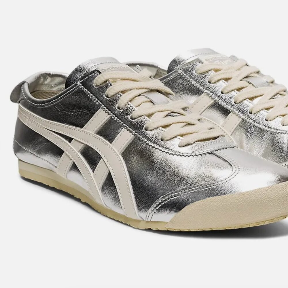 Silver Onitsuka Tiger Mexico 66